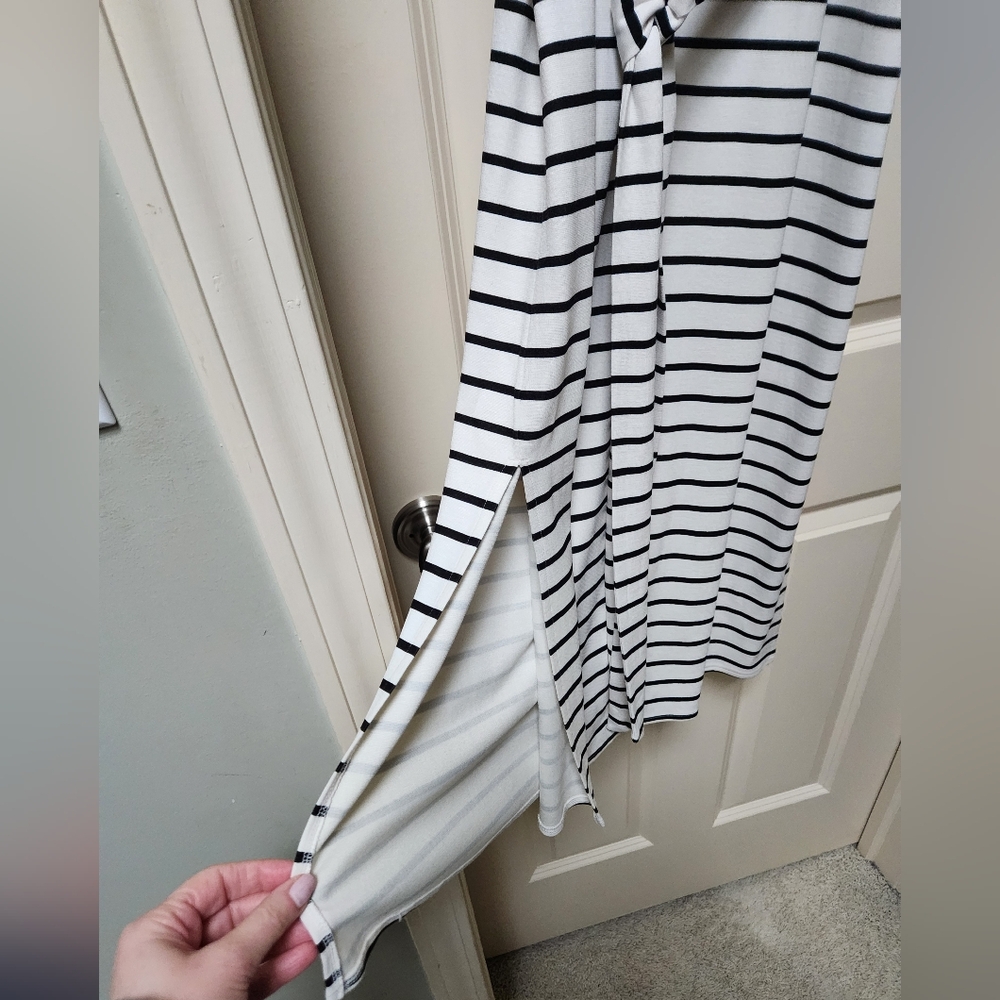 Banana Republic Black-White Striped Sleeveless Midi Dress , Size Small - Picture 3 of 12